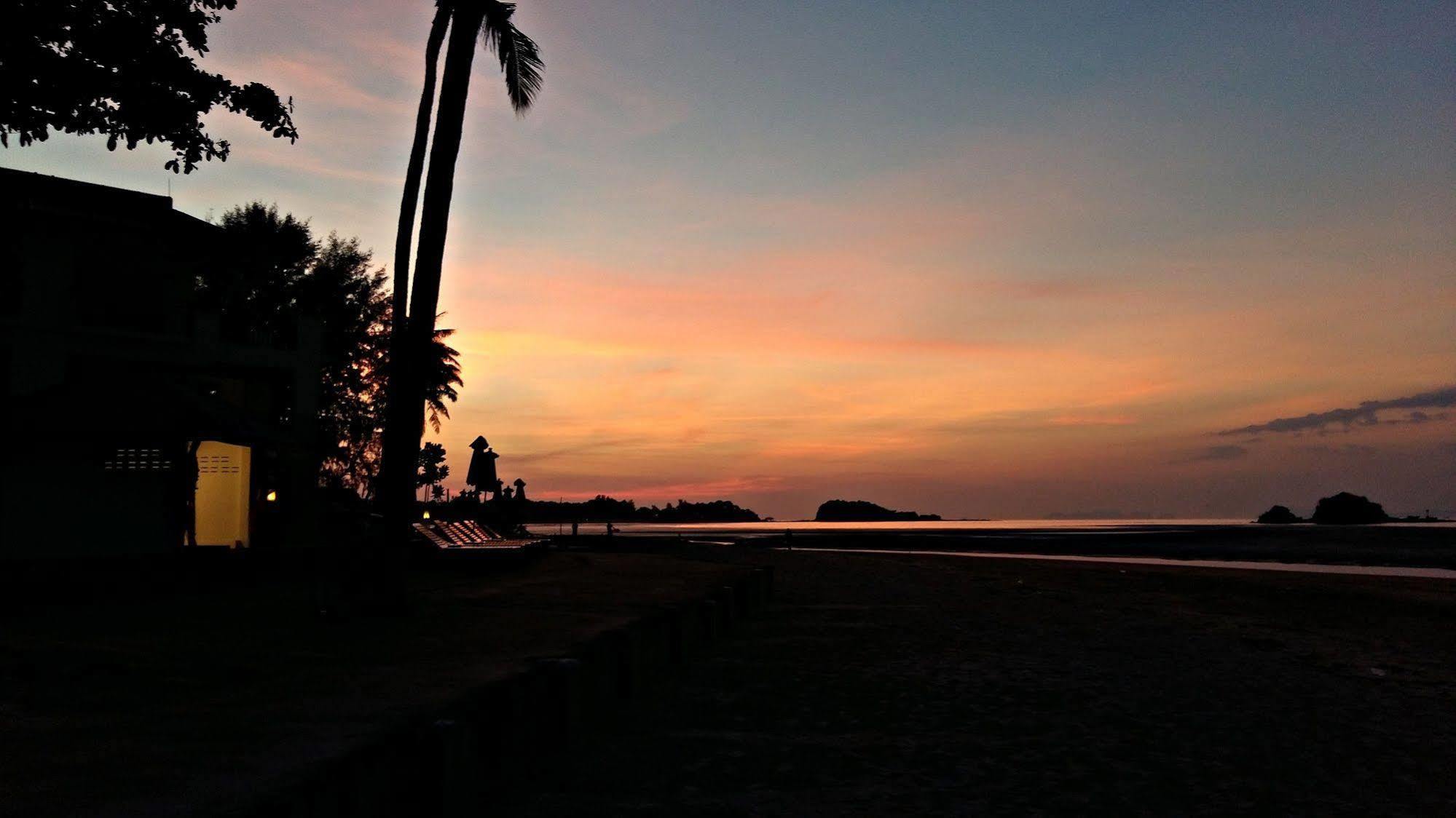 Aloha Lanta Vandrarhem Ko Lanta Exteriör bild